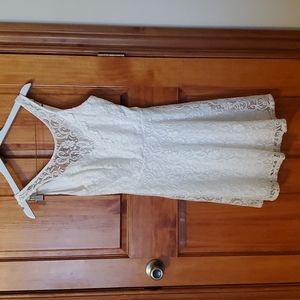 Women's lace dress